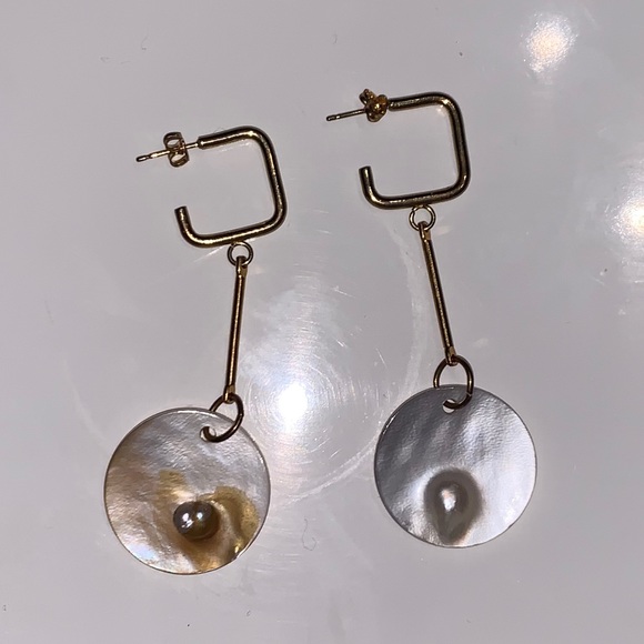 Fraux Pearl Gold Tone Drop Earrings - Picture 2 of 2